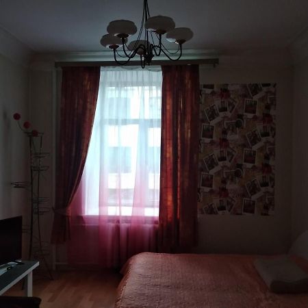 1654 Двухкомнатная Центр Charkiw Exterior foto
